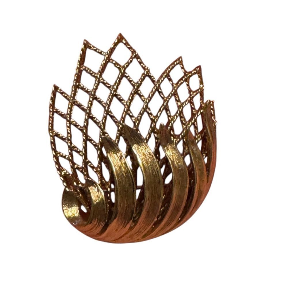 Monet 60s 70s Matte Gold MCM Brooch Pin Floral Vintage